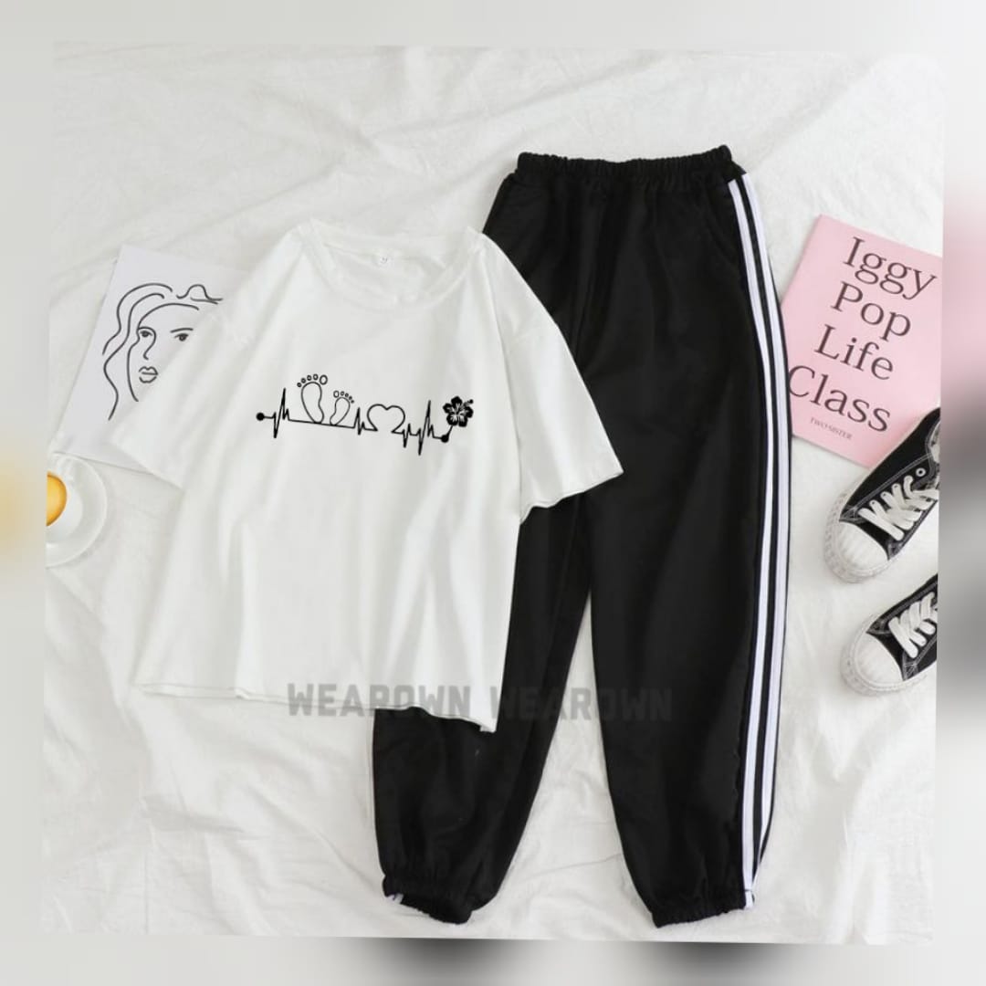 WHITE TEE WITH HEART BEAT PAWS BLACK 3 PATTI TROUSER TRACKSUIT