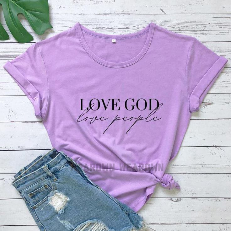 LILAC TEE WITH LOVE GOD LOVE PEOPLE