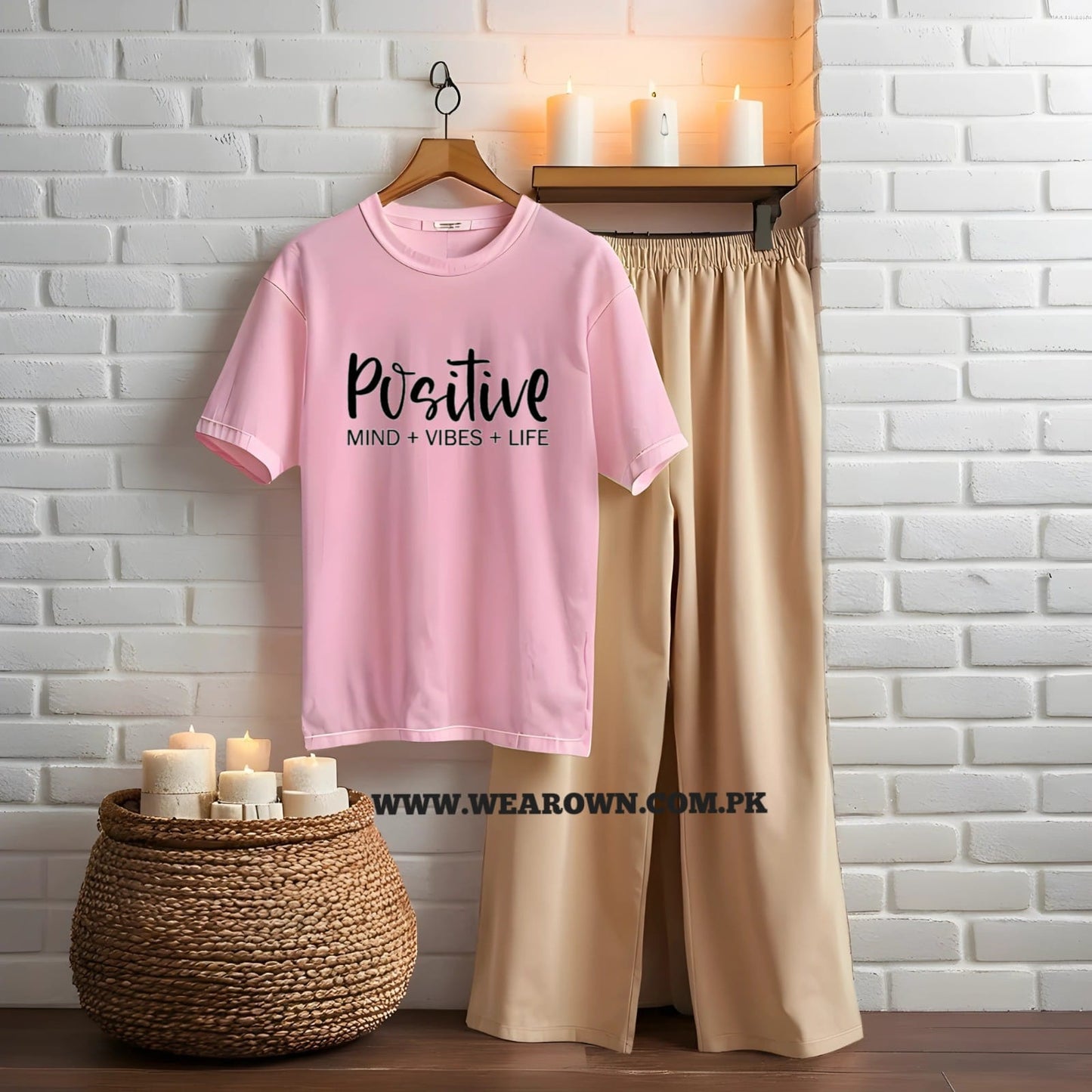 PINK TEE WITH POSITIVE MIND VIBES LIFE SKIN FLAPPER