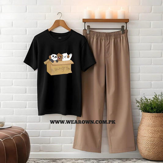 BLACK TEE WITH HUNGRY BEAR SKIN FLAPPER